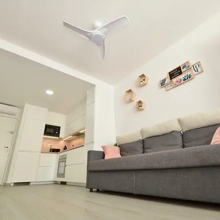 Apartment 52 Luxury Pool - Ac/wifi *